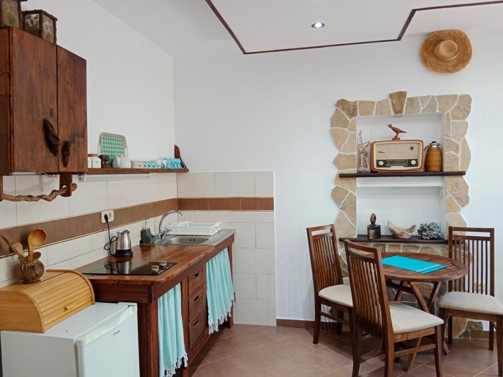 Mirta Apartments Family Farm Будва Экстерьер фото