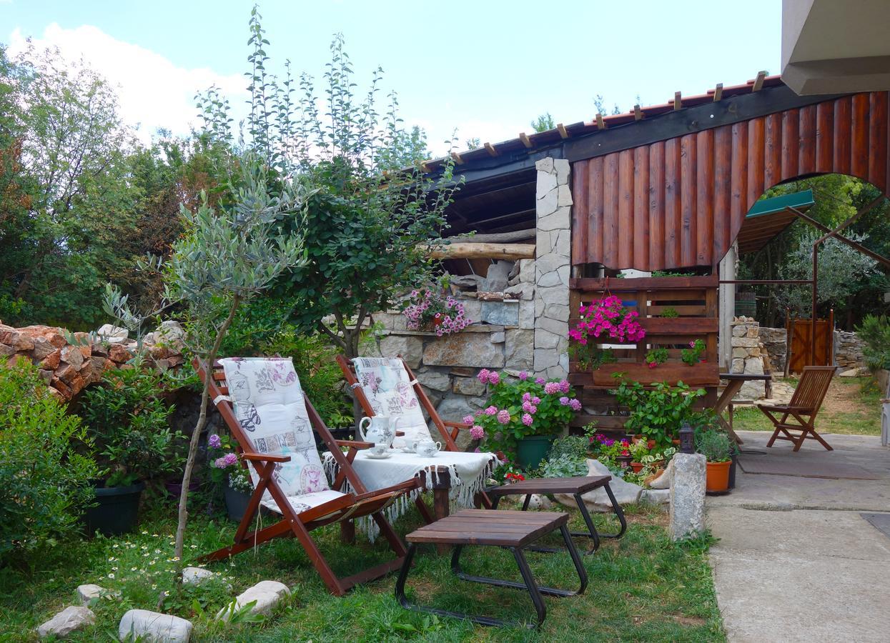 Mirta Apartments Family Farm Будва Экстерьер фото
