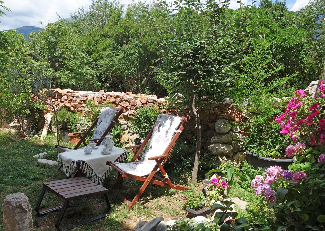 Mirta Apartments Family Farm Будва Экстерьер фото